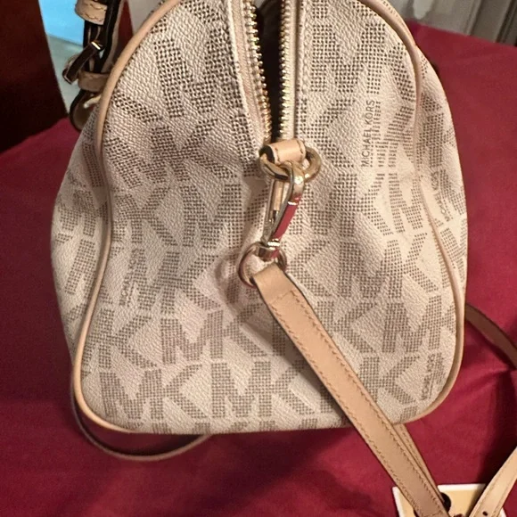 Retro Michael Kors Medium Vanilla Grayson Satchel - Picture 5 of 10